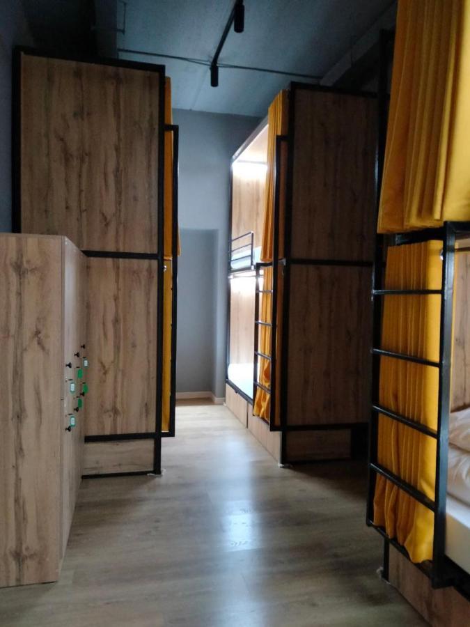 Hostel Bro Astana Екстер'єр фото