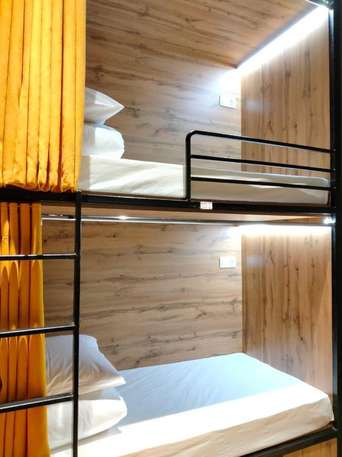 Hostel Bro Astana Екстер'єр фото