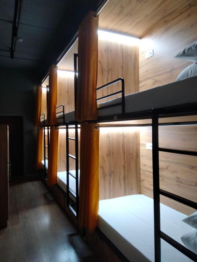 Hostel Bro Astana Екстер'єр фото
