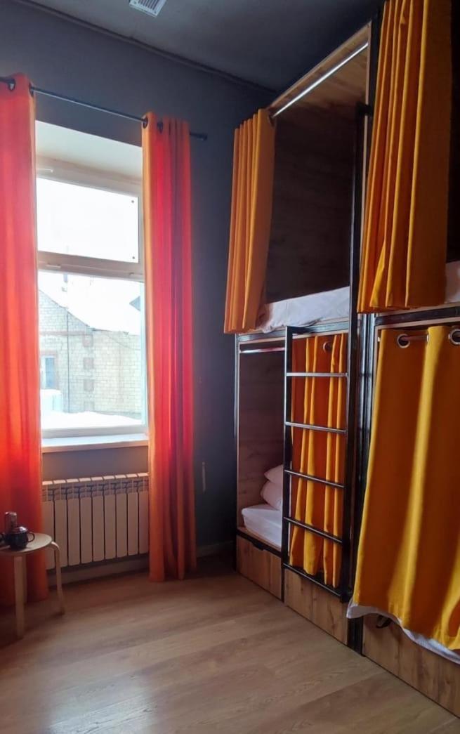 Hostel Bro Astana Екстер'єр фото